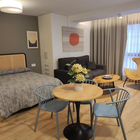 Apartamentos Leonor Málaga Esterno foto