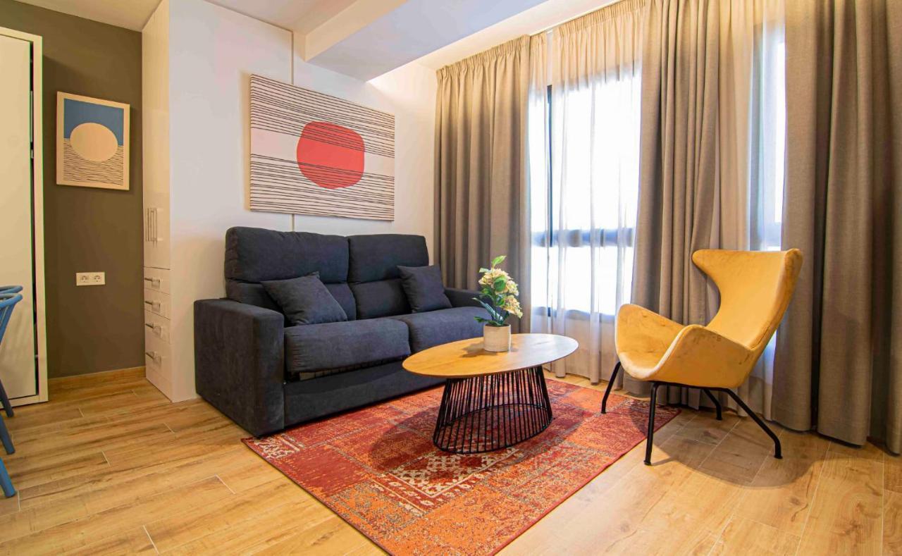 Apartamentos Leonor Málaga Esterno foto
