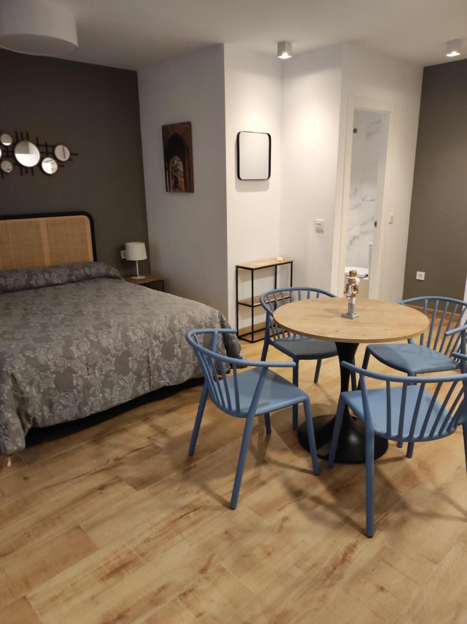 Apartamentos Leonor Málaga Esterno foto